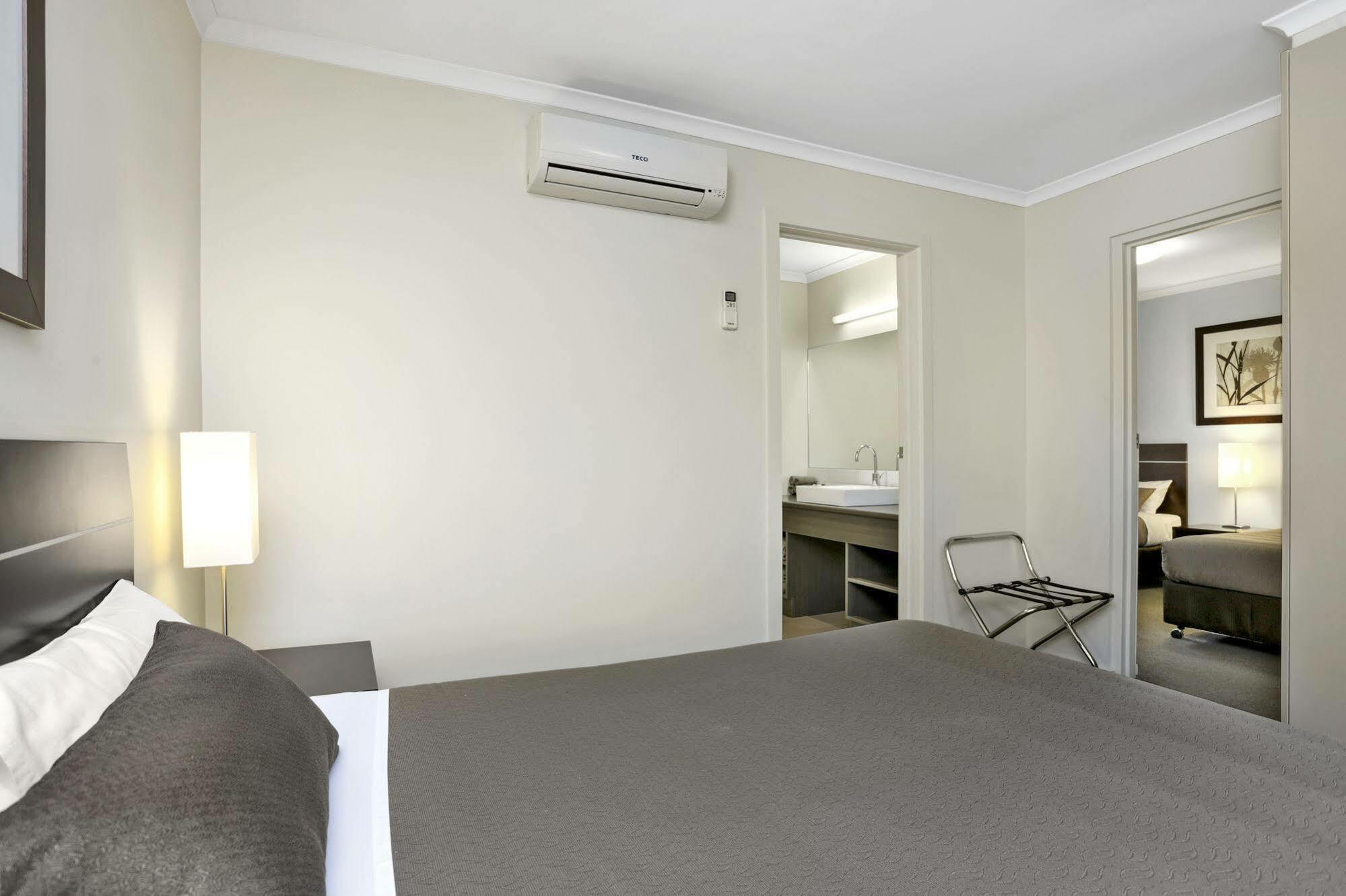 Elm Tree Motel Warrnambool Eksteriør billede